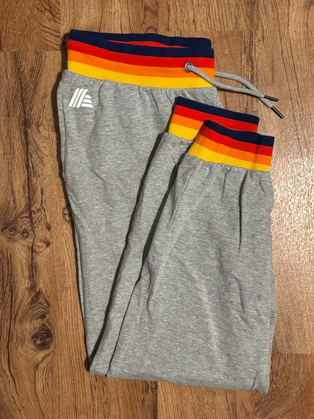 ALDI Unisex Retro Gray Jogger Sweatpants with Rainbow Stripe Waistband Medium